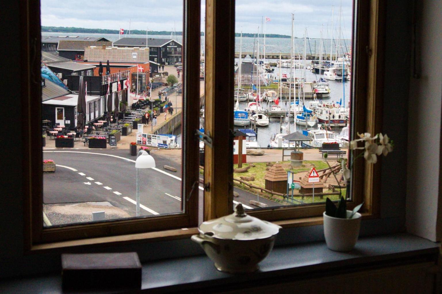 Hotel Hundested Eksteriør bilde